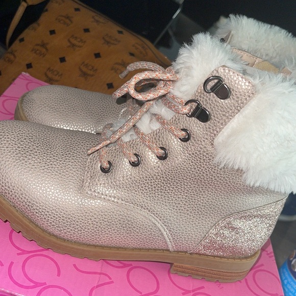 💖Macy’s Youth Girl Boots💖 - Picture 1 of 7